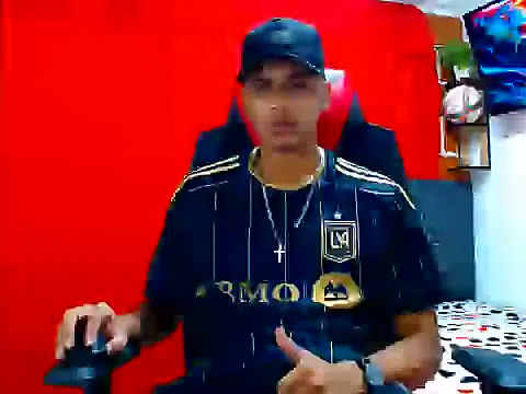 Snapshot of cristian_tayron1 chatting on 07/12/26, 06:58 cristian tayron1 online show from 07/12/26, 06:58