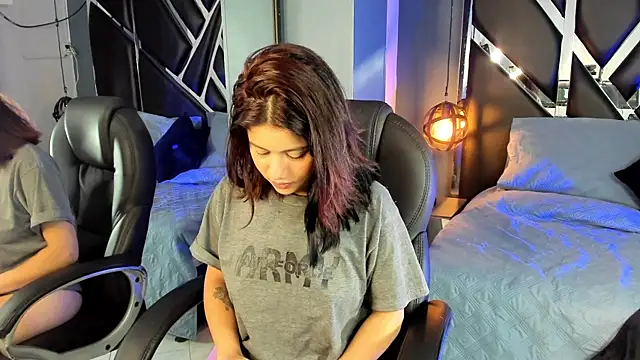 Snapshot of Julieth_brown_ chatting on 09/17/25, 08:55 Julieth brown  online show from 09/17/25, 08:55