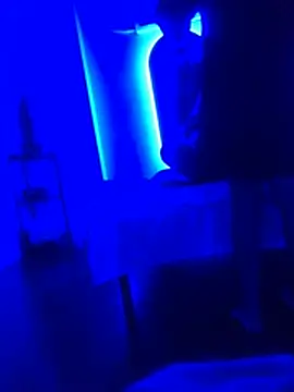 jmmm140793 online show from 02/06/26, 08:05