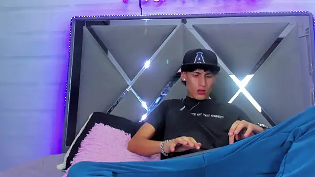 Just18Jake online show from 09/17/25, 08:55