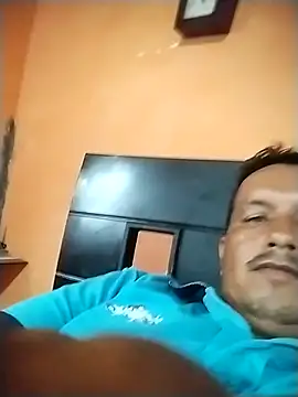 Snapshot of colombiano198720 chatting on 09/18/25, 11:46 colombiano198720 online show from 09/18/25, 11:46