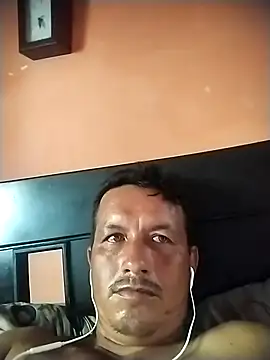 Snapshot of colombiano198720 chatting on 09/19/25, 07:29 colombiano198720 online show from 09/19/25, 07:29