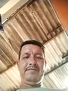 Snapshot of colombiano198720 chatting on 09/21/25, 04:12 colombiano198720 online show from 09/21/25, 04:12