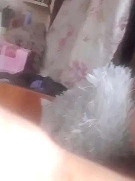 Snapshot of Klubnyhka3991 chatting on 12/19/25, 12:18 Klubnyhka3991 online show from 12/19/25, 12:18