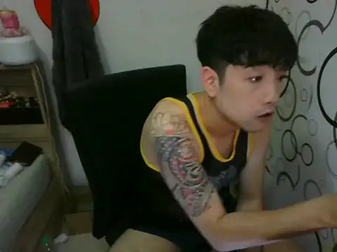 moaman190 online show from 11/26/25, 02:39