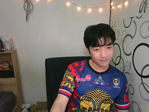 moaman190 online show from 10/24/25, 03:11