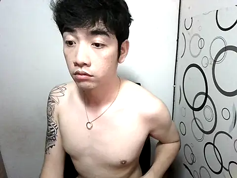 moaman190 online show from 10/15/25, 07:44