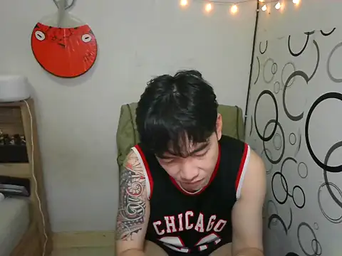 moaman190 online show from 11/24/25, 02:28