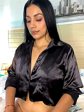 Snapshot of GabiHills chatting on 09/19/25, 07:07 GabiHills online show from 09/19/25, 07:07