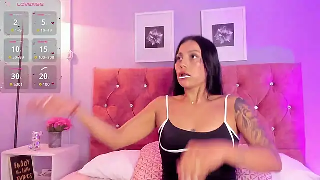 Snapshot of GabiHills chatting on 02/09/26, 02:09 GabiHills online show from 02/09/26, 02:09