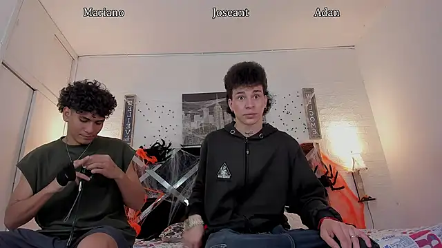 Adan Oriol online show from 10/30/25, 03:27