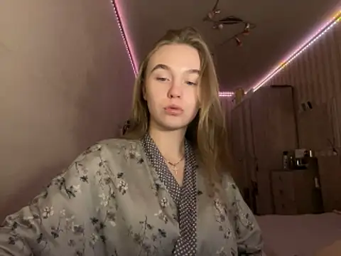 Snapshot of bellameow88 chatting on 11/06/25, 12:09 bellameow88 online show from 11/06/25, 12:09