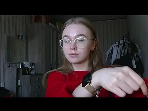 Snapshot of bellameow88 chatting on 11/28/25, 09:42 bellameow88 online show from 11/28/25, 09:42