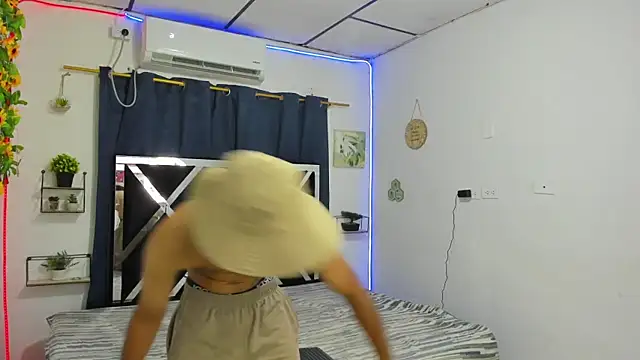 jacks miller7 online show from 09/22/25, 09:43