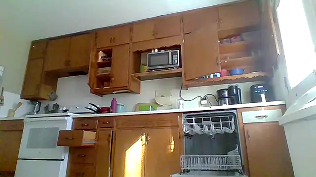 Snapshot of Bored_Grandma chatting on 02/16/26, 09:45 Bored Grandma online show from 02/16/26, 09:45