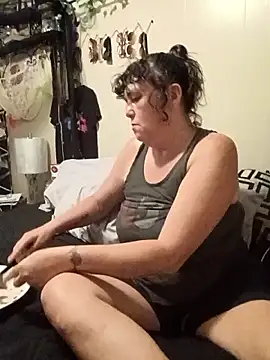 Bored Grandma online show from 05/18/26, 02:55