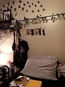 Bored Grandma online show from 05/26/26, 10:57