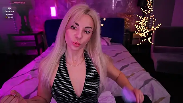 BellaRayyy online show from 04/02/26, 01:29