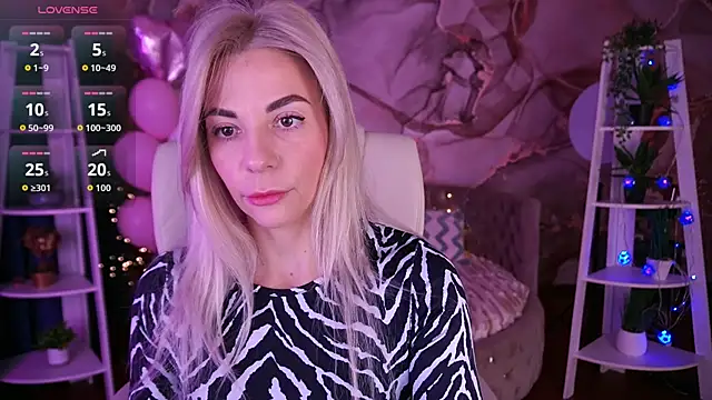 BellaRayyy online show from 02/21/26, 09:17