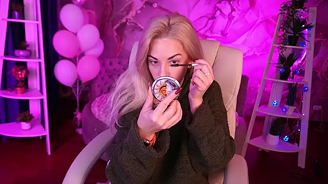 BellaRayyy online show from 02/25/26, 04:56