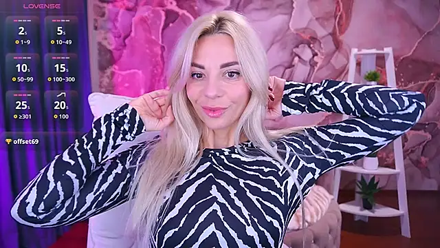 BellaRayyy online show from 12/02/25, 06:48