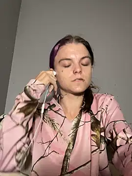 ittybittymeryssa online show from 11/11/25, 08:20