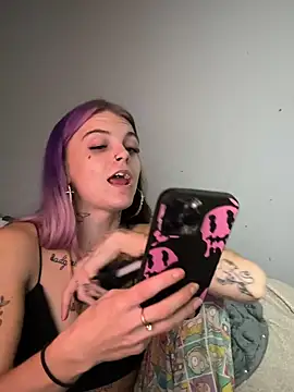 ittybittymeryssa online show from 11/18/25, 06:17