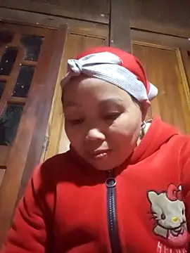  YooY  online show from 12/01/25, 02:07