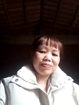  YooY  online show from 10/31/25, 02:30