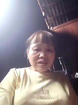  YooY  online show from 11/18/25, 02:59