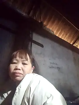  YooY  online show from 12/18/25, 12:27