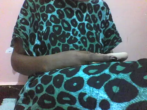 Snapshot of Moongodessy chatting on 02/08/26, 06:33 Moongodessy online show from 02/08/26, 06:33