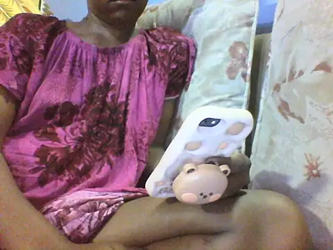 Snapshot of Moongodessy chatting on 02/25/26, 05:40 Moongodessy online show from 02/25/26, 05:40