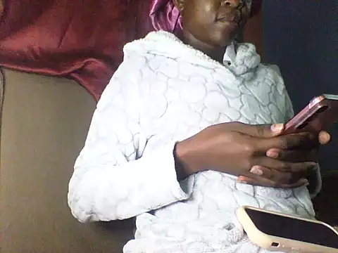 Moongodessy online show from 03/27/26, 05:27