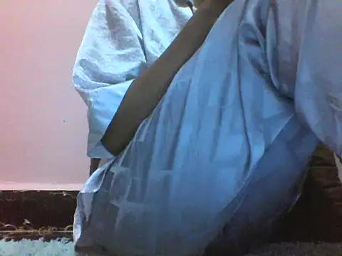 Moongodessy online show from 12/15/25, 05:46