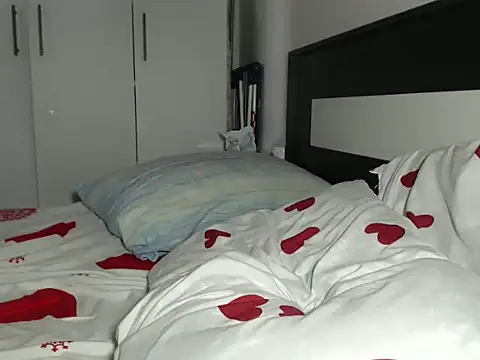 petite danielle online show from 05/29/26, 05:02