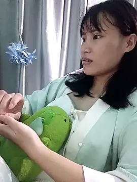 Ly-ny online show from 10/30/25, 06:44