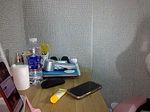 Ly-ny online show from 06/17/26, 04:01
