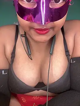 mimi87hoty online show from 02/19/26, 06:38