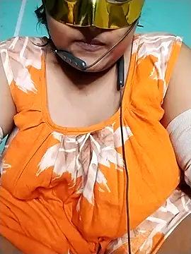 mimi87hoty online show from 05/15/26, 07:34