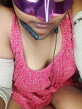mimi87hoty online show from 06/06/26, 07:19