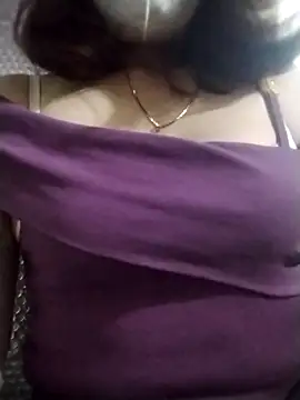 Candy-bae online show from 10/12/25, 11:55