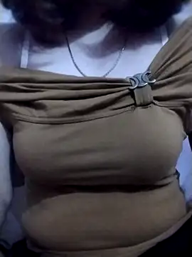 Candy-bae online show from 10/11/25, 09:16
