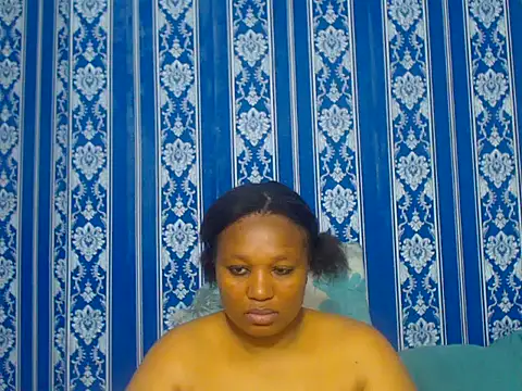 JUICEYLIPS333 online show from 11/06/25, 05:50