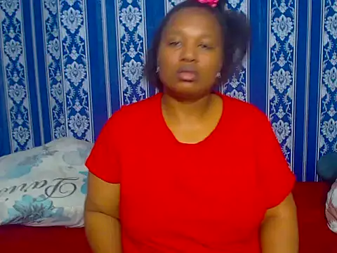 JUICEYLIPS333 online show from 11/10/25, 06:40