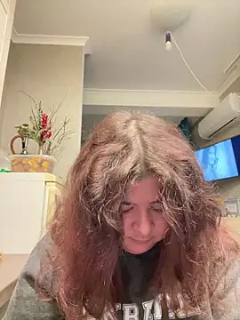 AliceCurlyX online show from 12/15/25, 11:42