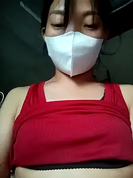 Snapshot of Ananine chatting on 09/15/25, 12:44 Ananine online show from 09/15/25, 12:44