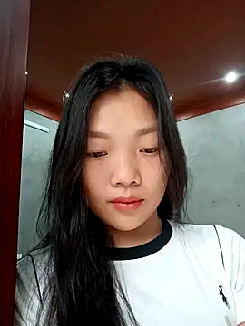 Ananine online show from 05/11/26, 11:00