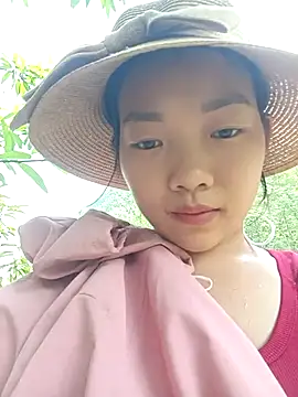 Snapshot of Ananine chatting on 04/08/26, 06:26 Ananine online show from 04/08/26, 06:26