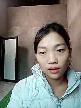 Snapshot of Ananine chatting on 12/22/25, 12:55 Ananine online show from 12/22/25, 12:55